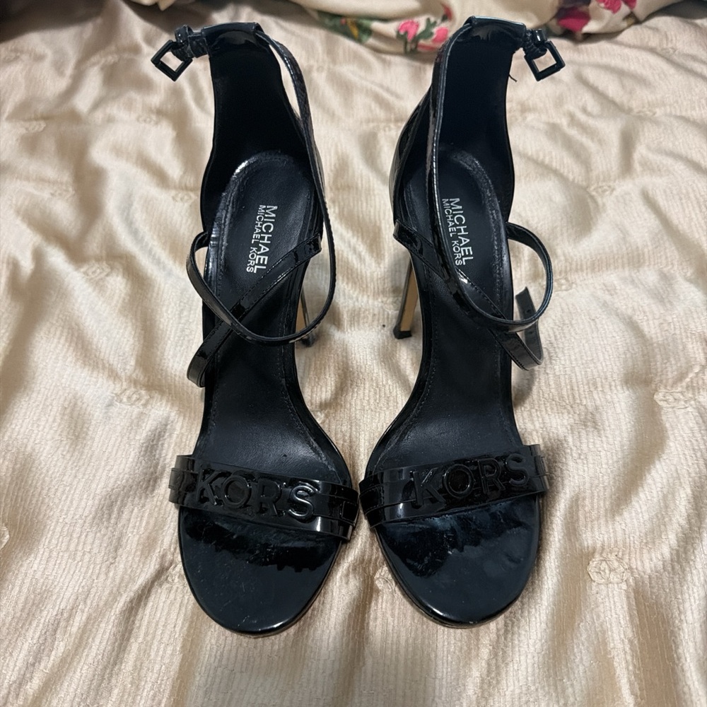 MICHAEL Michael Kors Black Patent Logo Strap High Heels